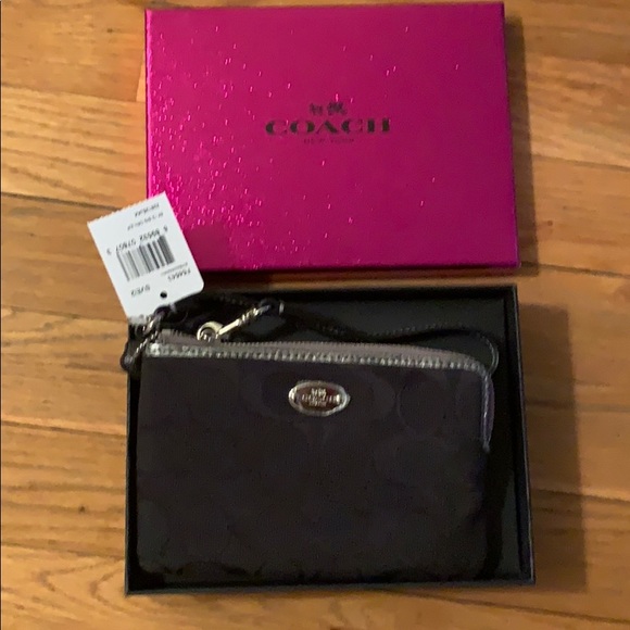 Coach Handbags - NWT Coach Wristlet with Gift Box